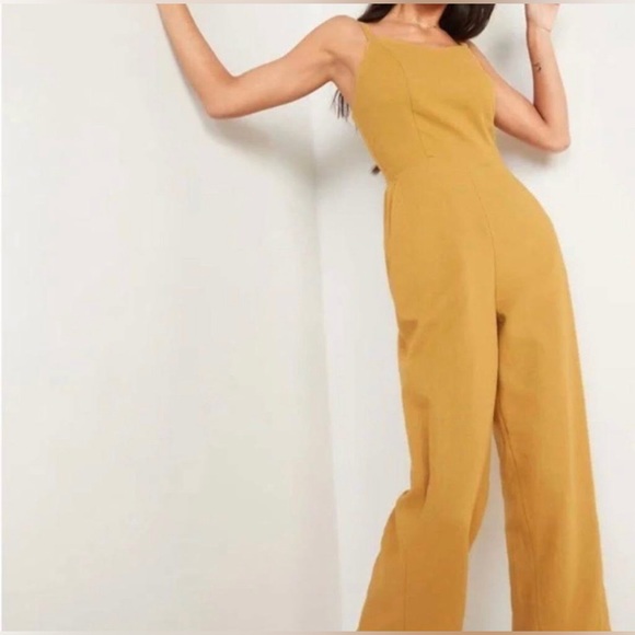 Large Old Navy Palazzo Yellow Jumpsuit, Wide Leg and Short - Picture 3 of 3